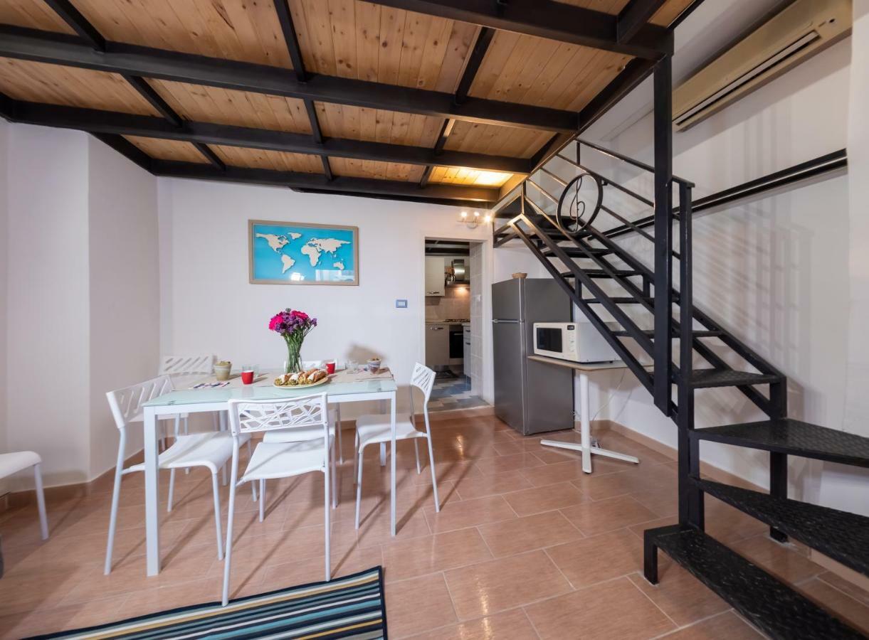 Sikulahouse - Apartment In The City Center 카타니아 외부 사진