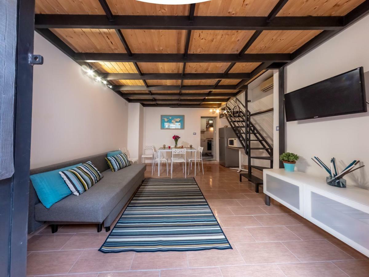 Sikulahouse - Apartment In The City Center 카타니아 외부 사진